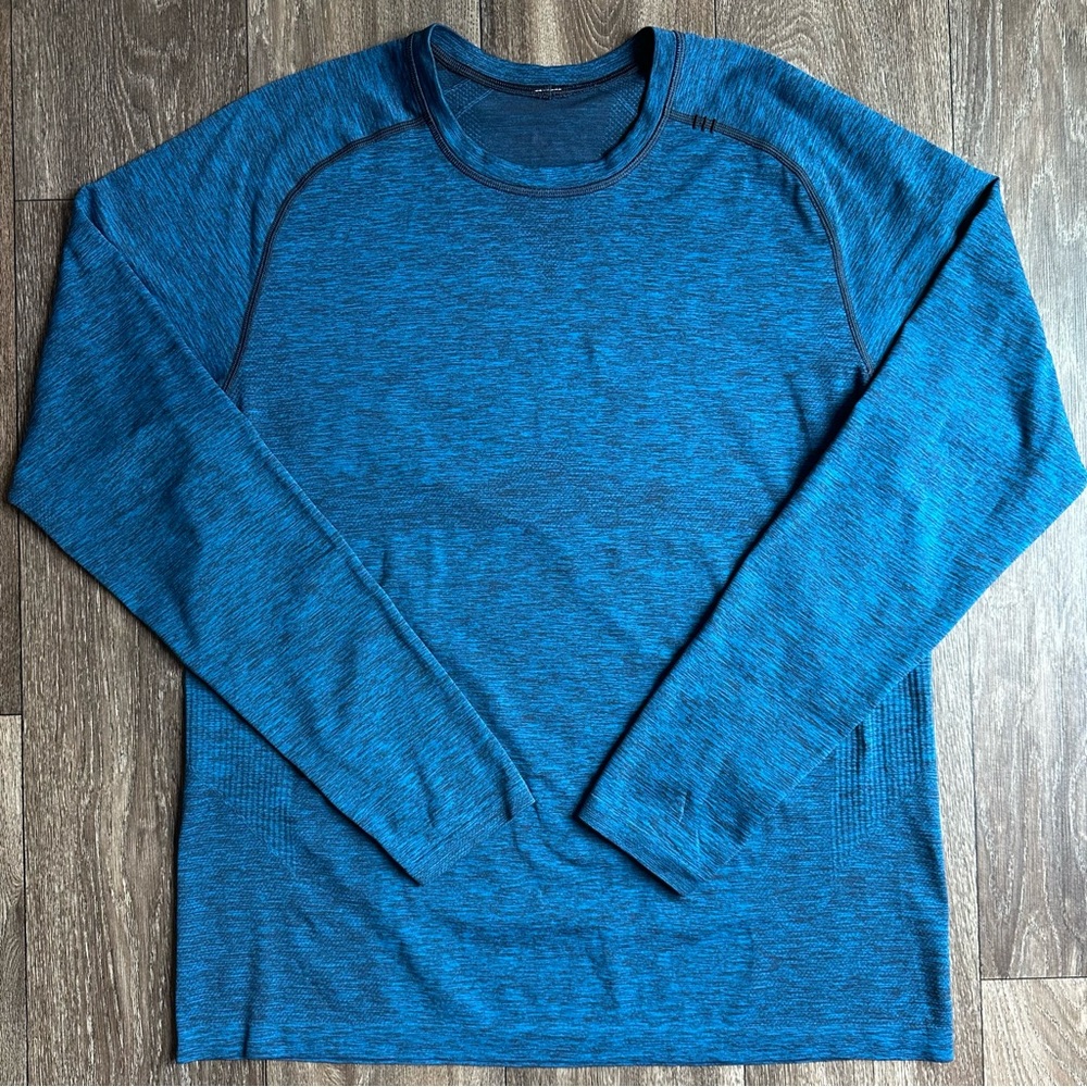 Lululemon Metal Vent Tech Long Sleeve
